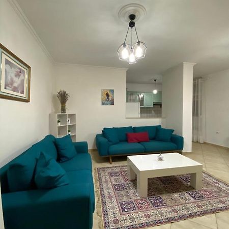 Chlo Apartment 3 Tirana Exterior foto